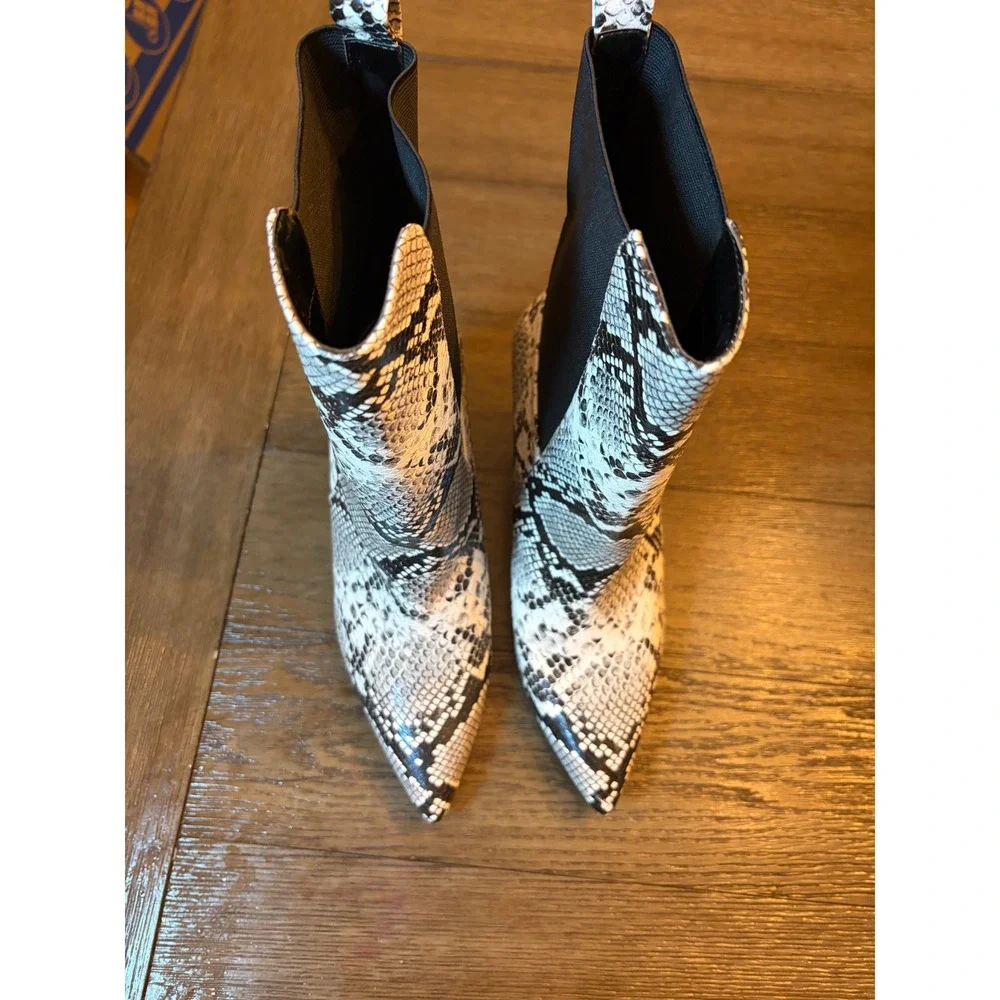 Fashion nova Snakeskin Ankle Boots Women Size 7 Pointed Toe Gold Stiletto
